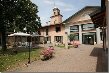 Hotel Vecchio Convento Bareggio Exteriér fotografie