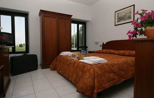 Hotel Vecchio Convento Bareggio Exteriér fotografie
