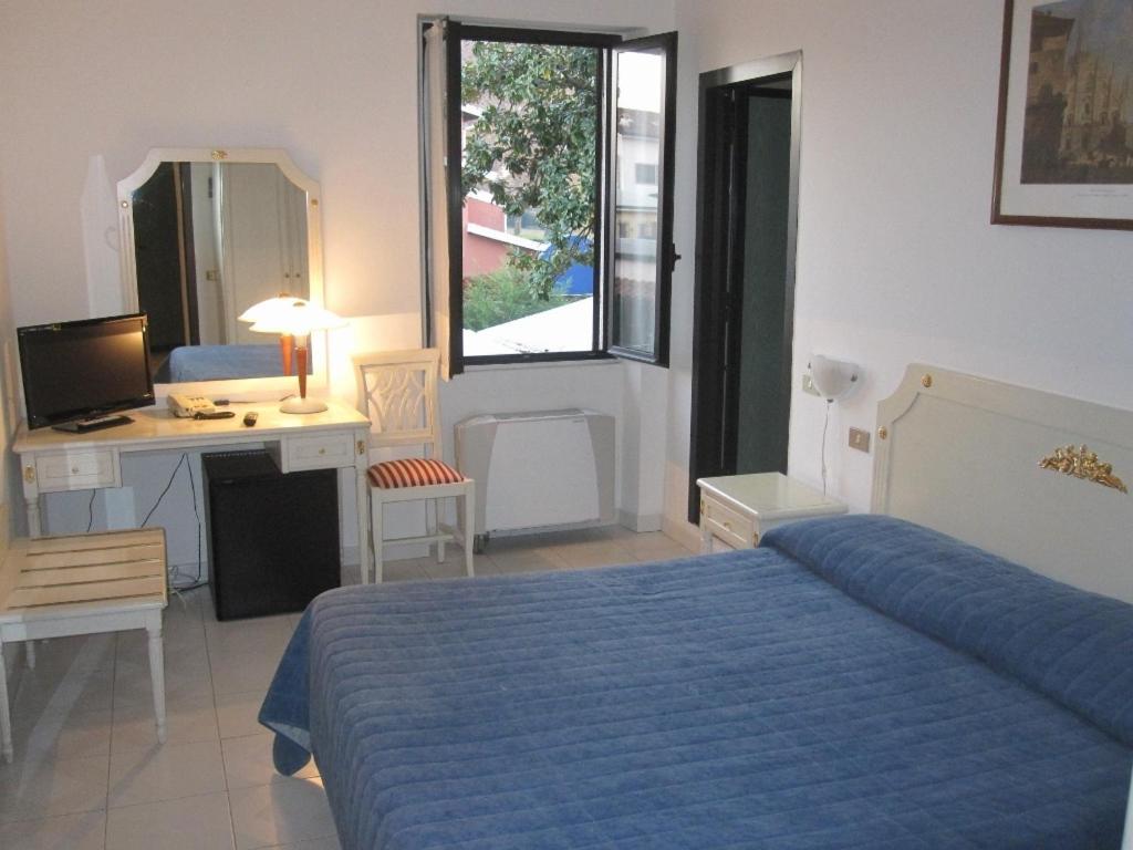 Hotel Vecchio Convento Bareggio Pokoj fotografie